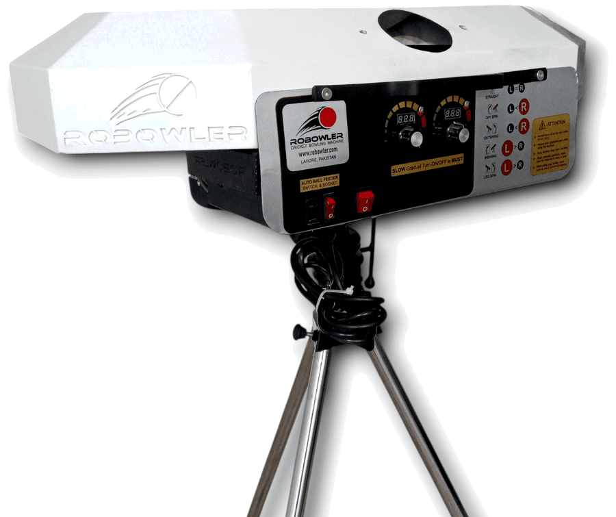 Robowler Professional cricket bowling machine, view 4 of 6